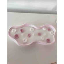 Waveora Dekoratif Kasede Çiçek Süslemeli Büyük Boy Hediyelik Kokulu Soya Mum