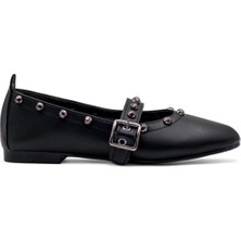 Kaygısız Zımba Detaylı Tokalı Kadın Babet Siyah