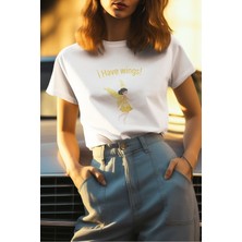 Qoeuyl Boutique Peri Temalı Beyaz Kadın T-Shirt