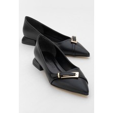 Kadın Tokalı Topuklu Ayakkabı Siyah Cilt