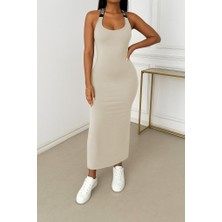 Munnn CollectionKadın Yuvarlak Yaka Sırttan Çapraz Şerit Love Detaylı Yırtmaçlı Viskon Elbise