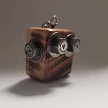 Cep Robotu” – El Yapımı Robot Anahtarlık (5 x 4 x 2 Cm)