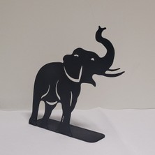 Hortum Yukarı – Metal Fil Masa Figürü (17 x 16,5 x 4,3 Cm)