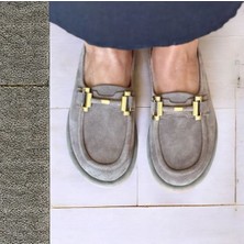 Gri Süet Hakiki Deri Gold Aksesuarlı Kadın Sabo Terlik