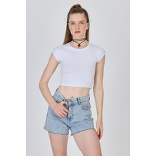 Beyaz Bisiklet Yaka Pamuklu Slim Fit Crop Tişört 9199M