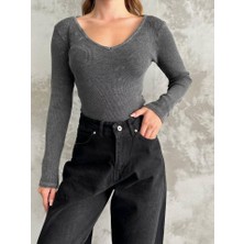 Moda Kumsal Kadın Uzun Kollu V Yaka Asit Yıkamalı Kaşkorse Bluz
