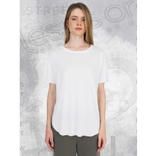 lessisor.co Bisiklet Yaka Beyaz Basic Tshirt