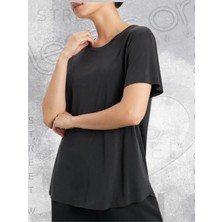 lessisor.co Bisiklet Yaka Siyah Basic Tshirt