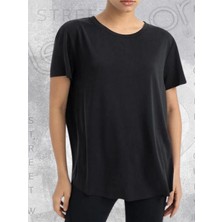 lessisor.co Bisiklet Yaka Siyah Basic Tshirt