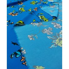 Mavi Üzeri Çiçek Desenli Incecik Viskon Krep (En  120 cm x Boy  240 Cm)