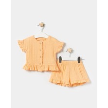 Kız Bebek Müslin Fırfırlı Bluzlu Şort Takım
