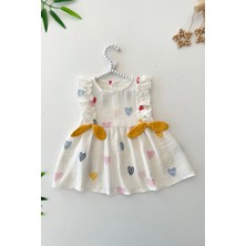 Miniğimin Cicileri Müslin Renkli Kalp Baskılı Fiyonklu Kız bebe elbise - Beyaz