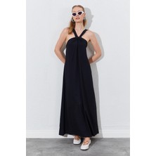 Kadın Siyah Önü Düğüm Detaylı Kolsuz Elbise