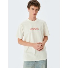 Koton Bisiklet Yaka Pamuklu Regular Fit Kısa Kollu Baskılı Tişört