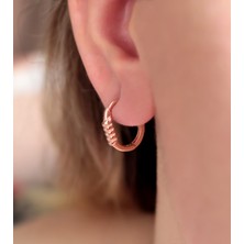 Burgu Detaylı Rose Halka Küpe