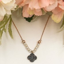 Rose Incili Oniks Taşlı Van Cliff Model Kolye