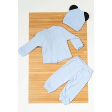 Peluş Ayıcık Aksesuarı ve Kulaklı Ayıcık Şapkasıyla 3'lü Erkek Bebek Takımı Mavi