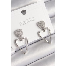 Pirinç Gümüş Renk Zirkon Taşlı Kalp Model Kadın Küpe