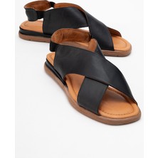 706 Hakiki Deri Siyah Cilt Kadın Sandalet