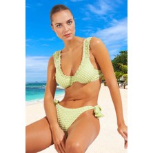 Modern Desenli Bikini Takımı Yüksek Konfor Yaz Koleksiyonu Esnek Kumaş Uv Korumalı