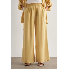 Mizalle Modal Karışımlı Rahat Kesim Beli Lastikli Sarı Pantolon