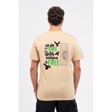Regular Sırtta Not Free Baskılı Tshirt