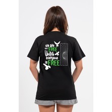 Regular Sırtta Not Free Baskılı Tshirt
