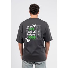 Oversize Sırtta Not Free Baskılı Tshirt