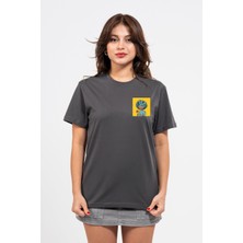 Regular Göğüste Cry Woman Baskılı Tshirt