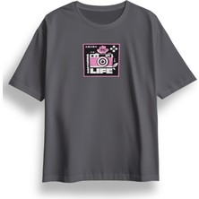 Oversize Capturing Life Baskılı Tshirt