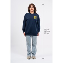 Oversize Göğüste Cry Woman Baskılı Sweatshirt