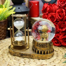 Nostaljik Işıklı Kum Saatli Astronot Kar Küresi