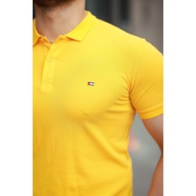 Erkek Kıvrılmaz Polo Yaka Cepsiz Slim Fit Dar Kesim T-Shirt