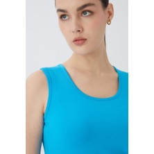 Almila Sıfır Kol U Yaka Kadın Body T-Shirt 2049