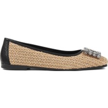 Kadın Siyah Tokalı Hasır Deri Babet