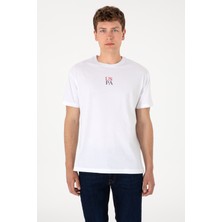 U.S. Polo Assn. Erkek Comfort Fit Bisiklet Yaka Beyaz Tişört 50306450-VR013