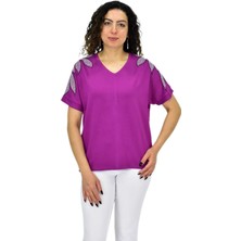 Kadın Yarım Kol V Yaka Taşlı Likralı Tişöt  BGL-ST04654