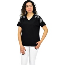 Kadın Yarım Kol V Yaka Taşlı Likralı Tişöt  BGL-ST04654