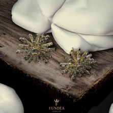 Gündüz Işıltısı Küpe Çelik Takı Full taşlı Parlak yaz sezonu trend ürün küpe modern yuvarlak form gösterişli şık küpe takı