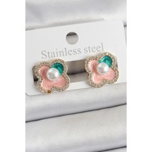 Pirinç Pembe Mineli Inci Detaylı Zirkon Taşlı Sanatsal Portre Yonca Model Gold Renk Kadın Küpe