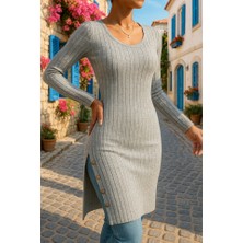 Gelirr Kadın Uzun Kollu Yuvarlak Yaka Yandan Yırtmaçlı Düğmeli Şardonlu Kaşkorse Bluz