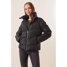 Gelirr 5124 Siyah Dik Yaka Şişme Mont