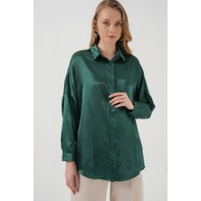 Gelirr 3985 Oversize Saten Gömlek - Zümrüt Yeşili