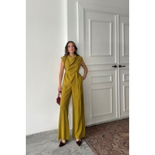 Gelirr Tencel Modal Kolsuz Bluz Kapalı Cep Detaylı Dökümlü - Pantolon Takım - Yağ Yeşili