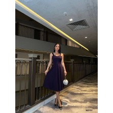 Gelirr Kadın Dalgıç Krep Kumaş Kalp Yaka Askılı Midi Boy Elbise