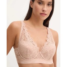 Guess Jane Padded Logo Yazı Detaylı Sütyen