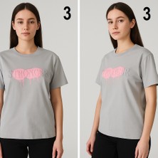 Kadın Kabartma Baskı Işlemeli Kaliteli Tişört