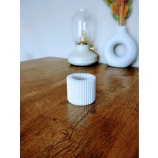 Ufak Boy Beyaz Renk Şamdan Mumluk LED Mum Dahil Yemek Masası Dekorasyonu