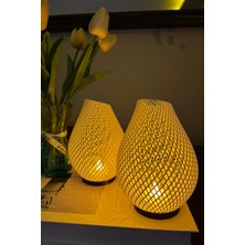 Giposi Tasarım LED Aydınlatmalı Dekoratif Obje İkili Set Siyah - Beyaz 17cm Yükseklik 12cm Genişlik