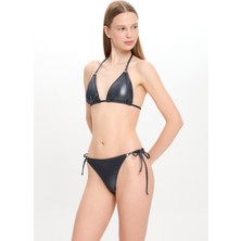 Kadın Deri Görünümlü Küçük Üçgen Bikini Takımı 25SW027ST